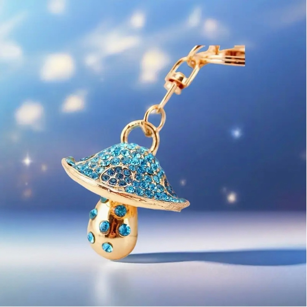 Mushroom Bag Charm Keychain with Key Ring for Purse Handbag Blue Rhinestone New